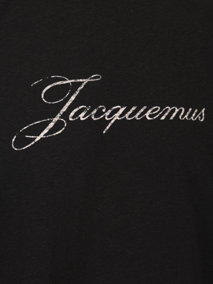 Jacquemus With Writing T-Shirt - Black | 1a56569edca9395e91852c2e5d017164dd508584