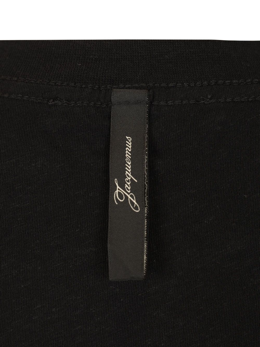 Jacquemus Le Tshirt Jacquemus T-Shirt - Black | 2db5d117b579786337565510f98e361ff88d0b86