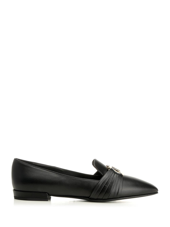 Ferragamo Gancini Ornament Moccasin Scarpe basse - Black | a4849c7885afbe3c19d2169e725d84122045426e