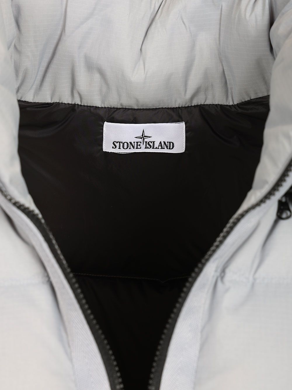 Stone Island Down Jacket In 6.6 Ripstop Nylon Cordura® Coats - Grey | 8a6caf87bd28c612a8193de0a911df8b58fa9ac4