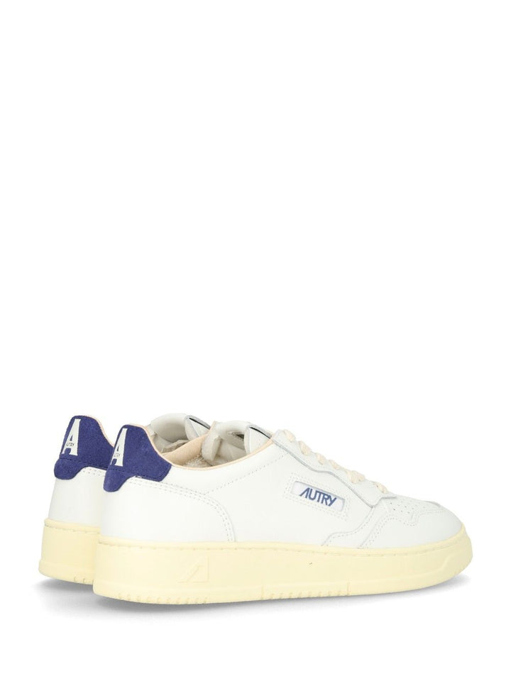 Autry  Medalist Low Sneakers - Blue | 4f274662fc9f99387096aa325a316072faa2fc58