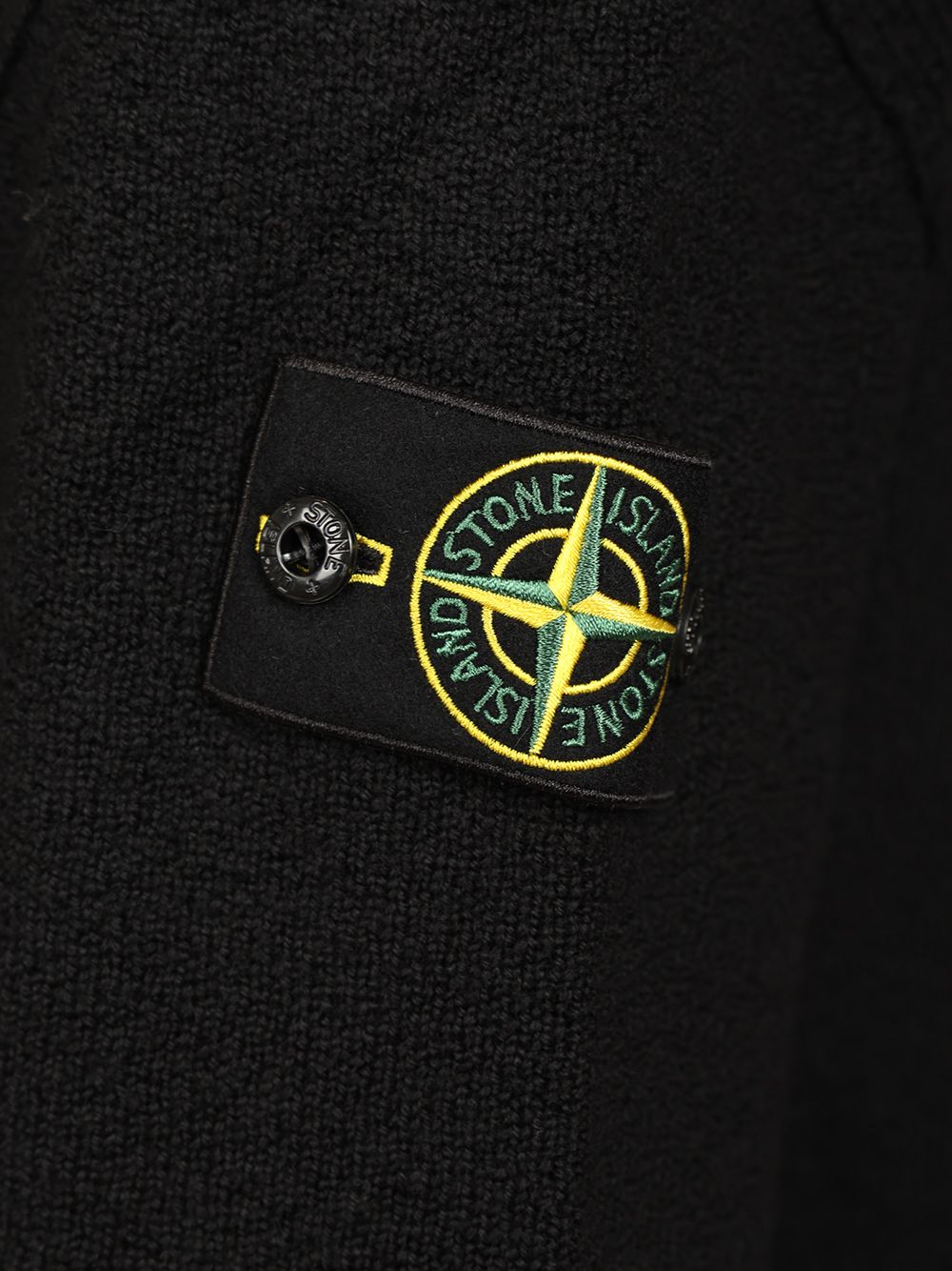 Stone Island V-Neck Cardigan Knitwear - Black | 810e8bfa9962a9a163e258cd7d94e8fadde9ef26