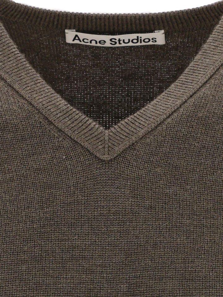 Acne Studios V- Neck Sweater Knitwear - Grey | 915d0d01a94b5bc9a9c3737a77e6eba9d7018184