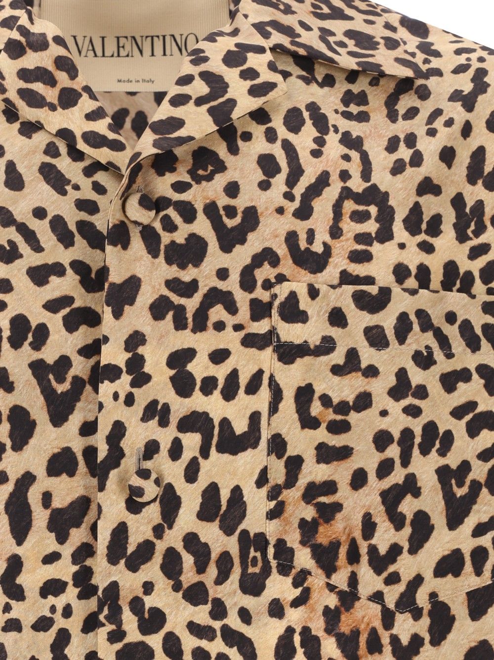 Valentino Garavani Silk Bowling Shirt Shirts - Animalier | f6487e3e8ece97d2566fdddd585d9b45ea24f5d5