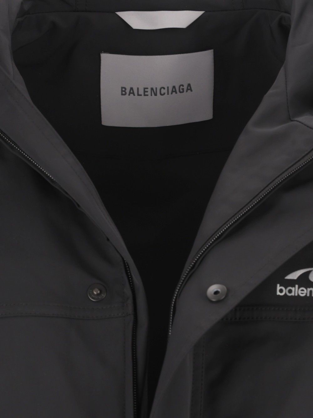 Balenciaga Windbreaker Jackets - Black | 4bd339178dfa078a2ee700fb4b0bfbce93883098