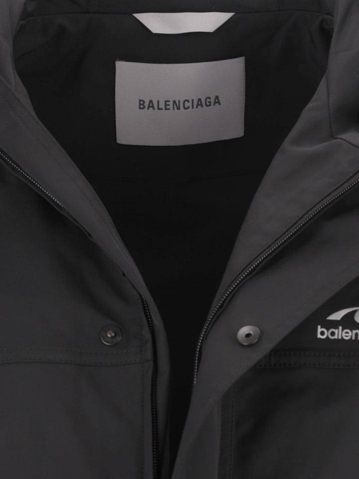 Balenciaga Windbreaker Jackets - Black | 4bd339178dfa078a2ee700fb4b0bfbce93883098