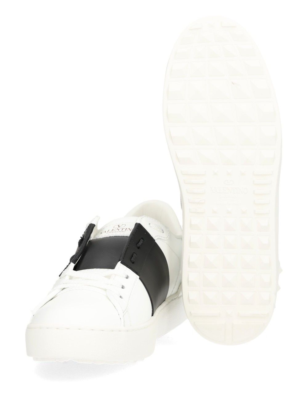 Valentino Garavani Rockstud Untitled Sneaker Sneakers - White | 67ef6328a2fc0b0cd9e71cedc9232b62f3df192f