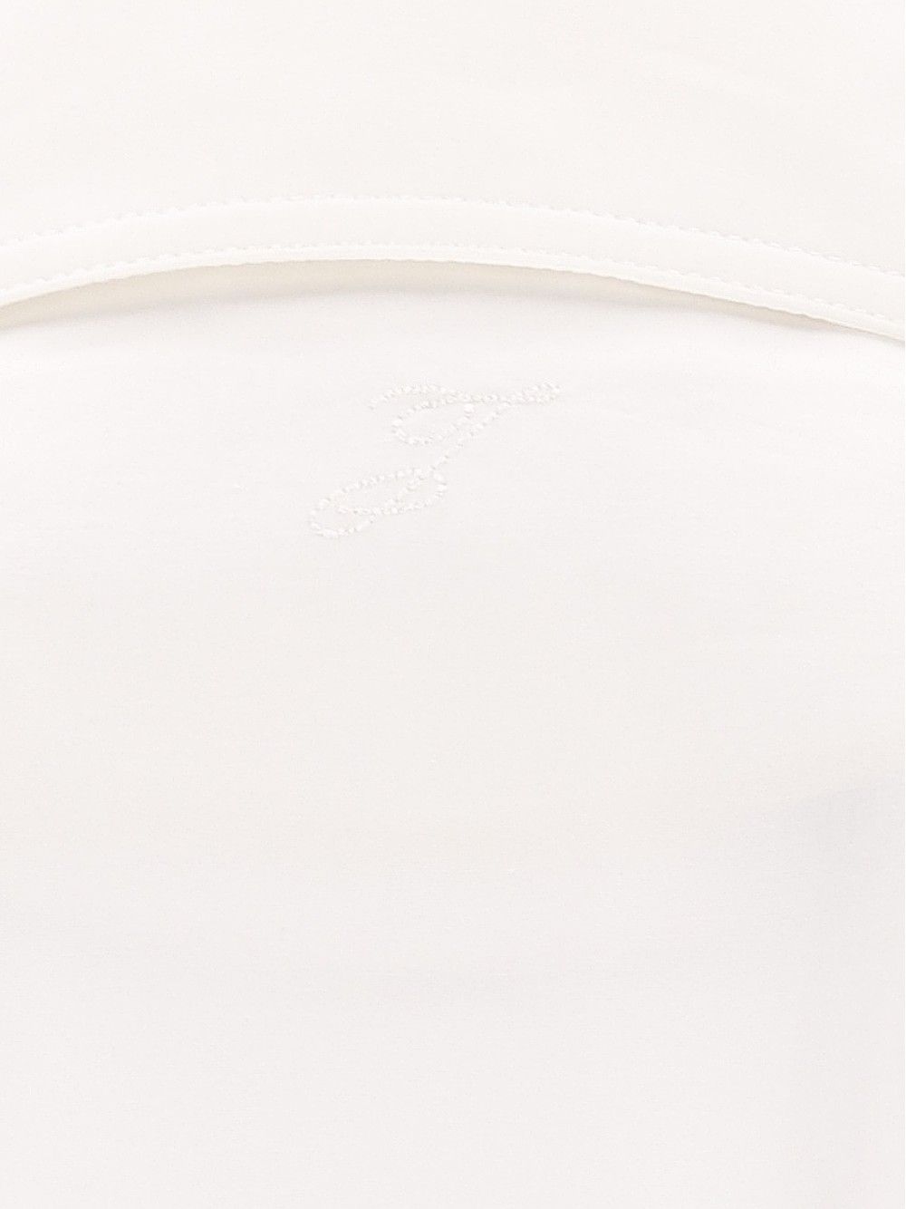 Jacquemus Classic Shirt Shirts - White | 4737aa94f3a4fd744b6eb885bd9f5652a360efe9