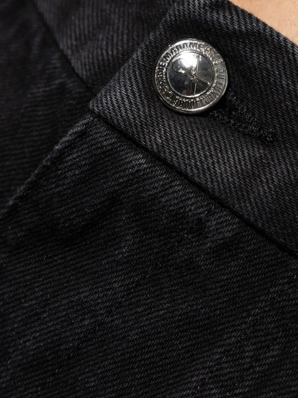 A.P.C. Flared - Black | a0f993434e2c29a6edcb6891b1a68782c837a130