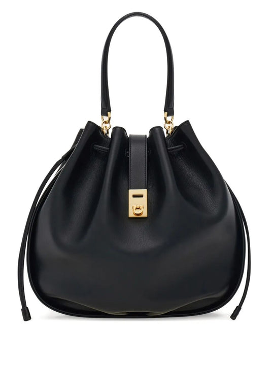Hug Bucket Bag