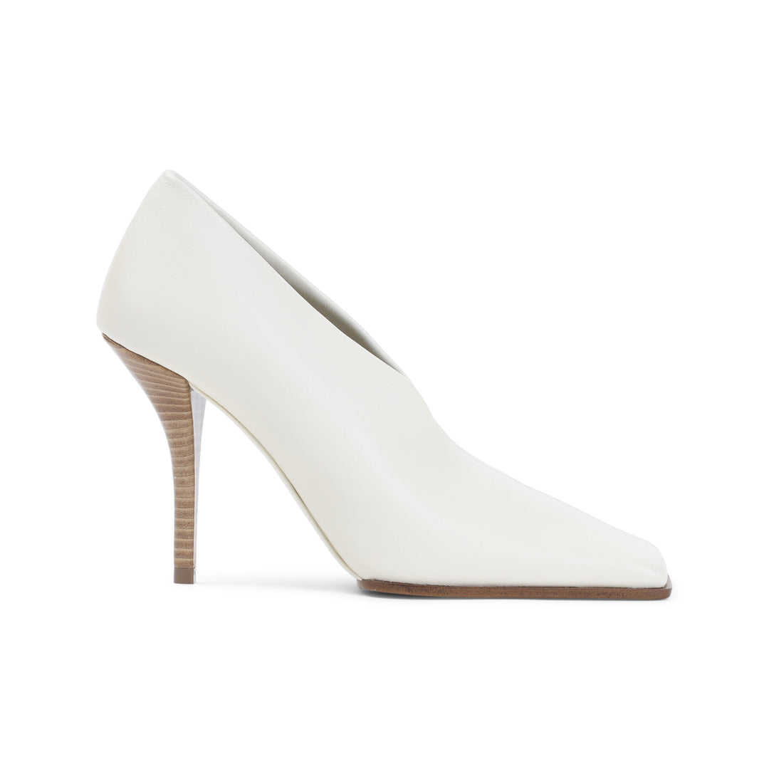AlaÏA Pumps - Nude & Neutrals | bbf23c055e91a03d76286eead081d96328eb2a30