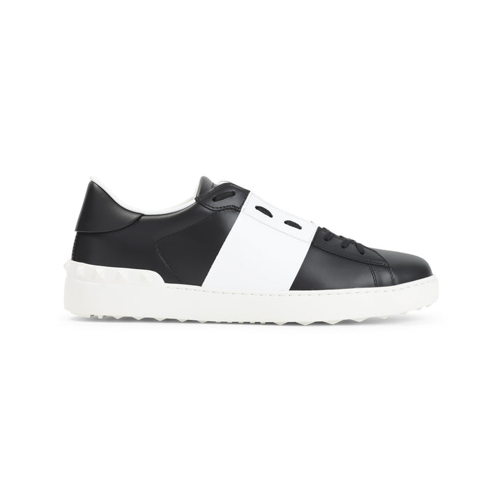 Valentino Garavani Sneakers - Black | 38ce1081968713b38c8f88a08a5ce44c88ef644b