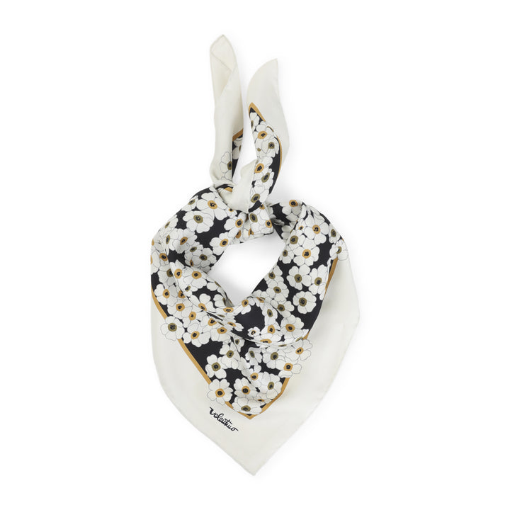 Valentino Garavani Scarves - Black | acb8e74e627d3e9ba3f3f58d7c0cdaae7e3bb100