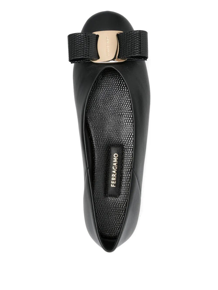 Ferragamo Ballerinas - Black | b536728a4dd5fea991975673302cb9e858962b21
