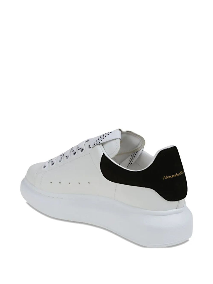 Alexander Mcqueen Sneakers - Black | a3dc8b1e392a7c14547ab248a81b6dcd0aed5345