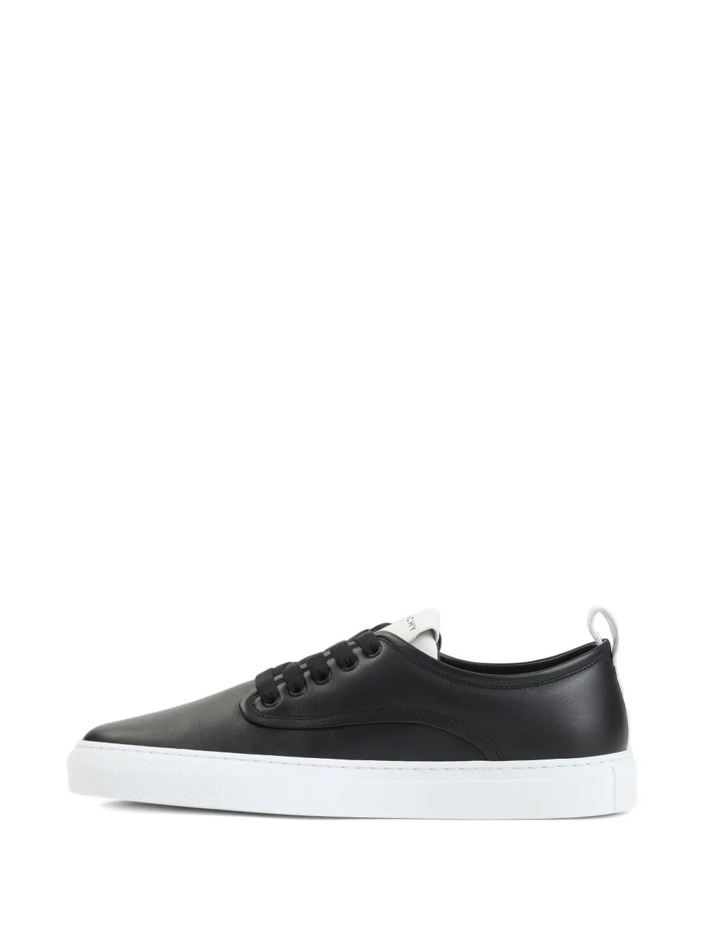 Givenchy Sneakers - Black | c06ae2fb89fb7c39186449aaca4de957637af59f