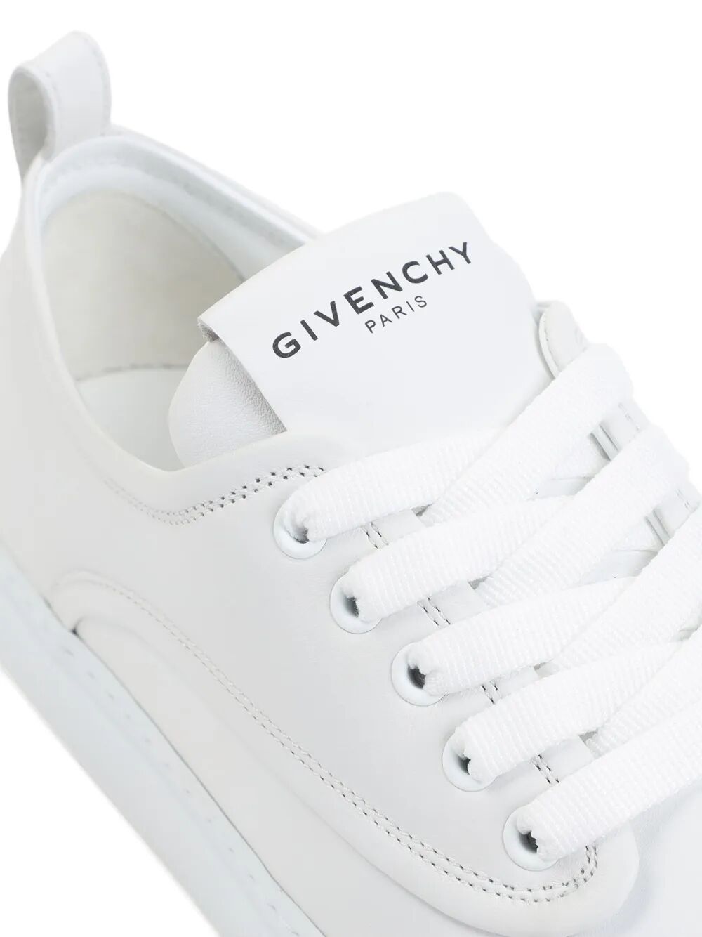 Givenchy Sneakers - White | 656f0544e7a2e4d01659e4f6bd969f4482aaadf2