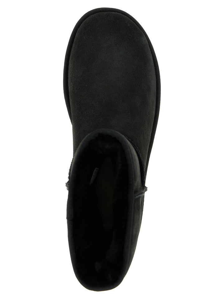 Ugg Classic Short Ii Boots and Ankle Boots - Black | 5262da956bad1744bbd78825dd4a9f437f34ef2c