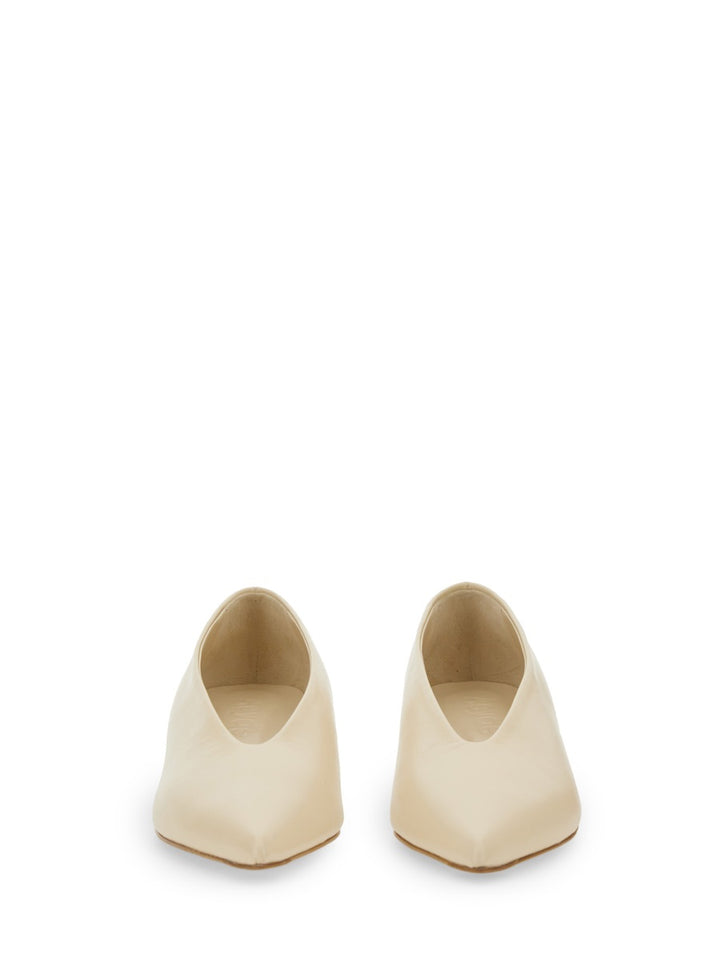 Aeyde pumps - White | Wanan Luxury