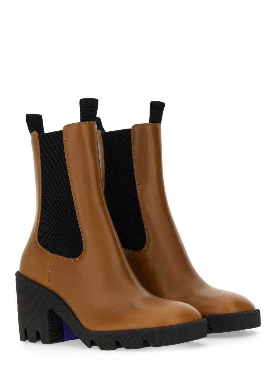 Burberry Boots - Brown | Wanan Luxury