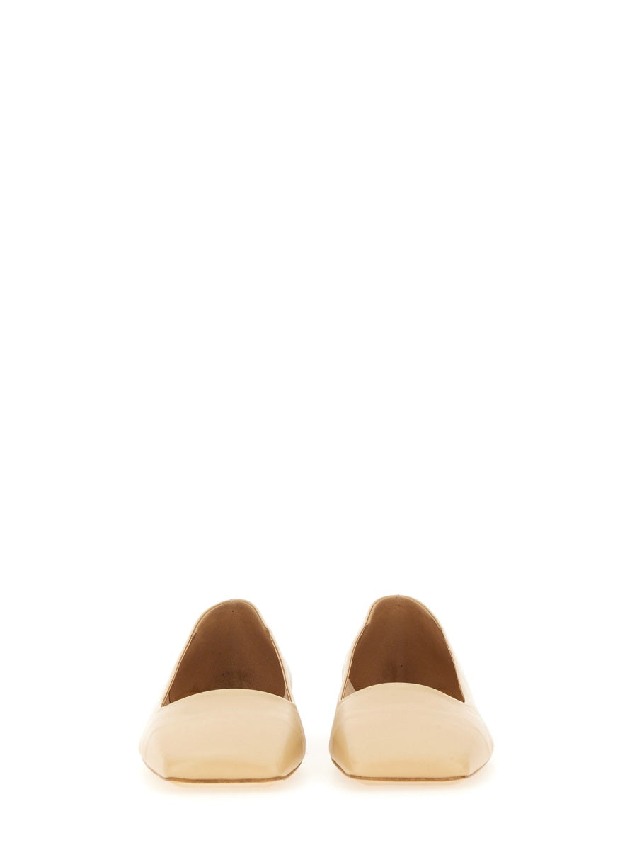 Aeyde Flat Shoes - White | Wanan Luxury