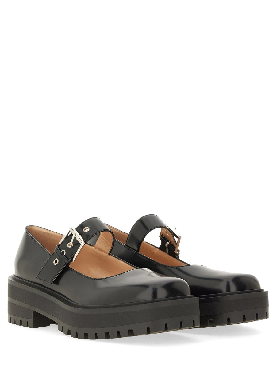 Gianvito Rossi Flat Shoes - Black | Wanan Luxury