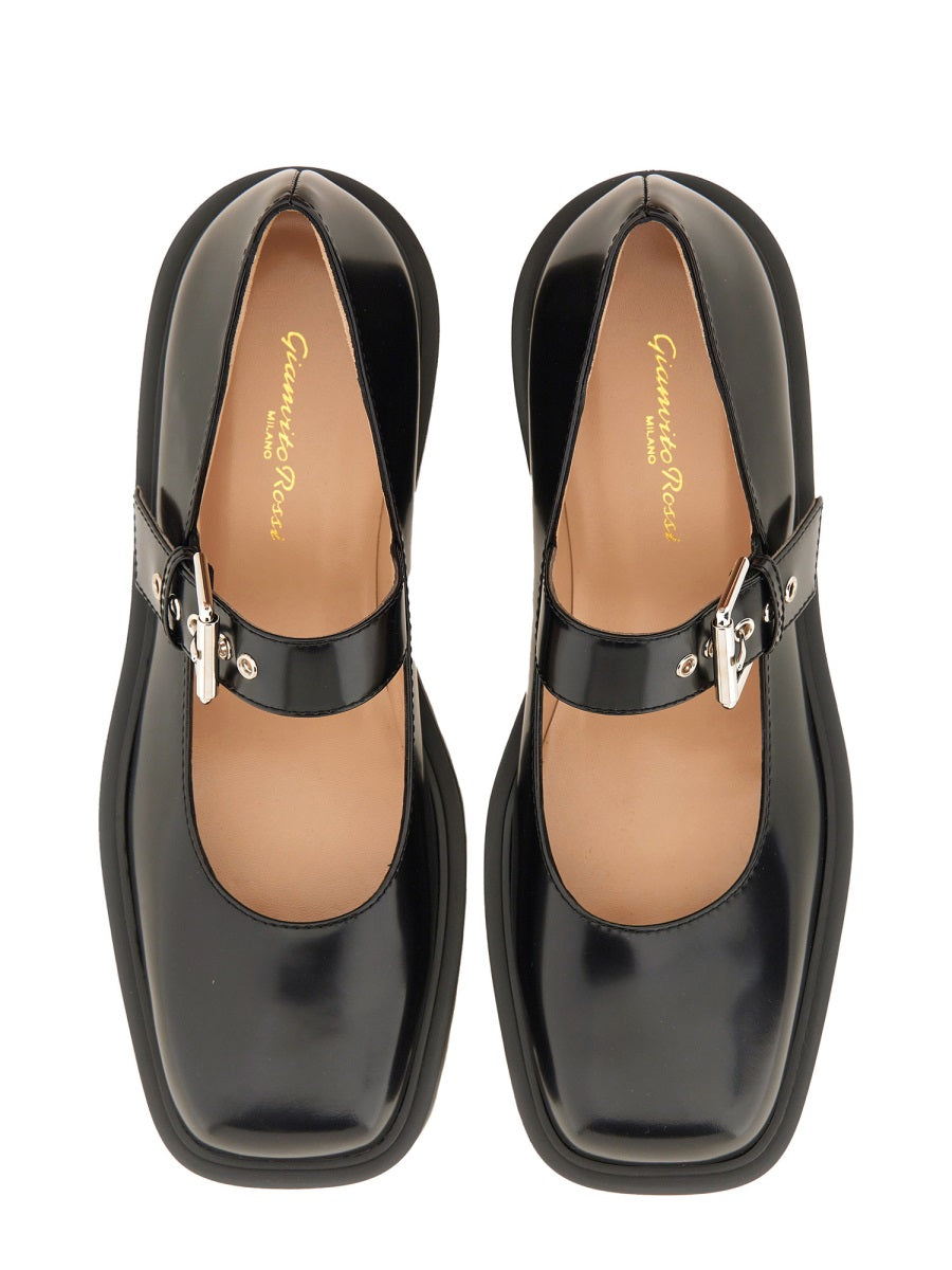Gianvito Rossi Flat Shoes - Black | Wanan Luxury