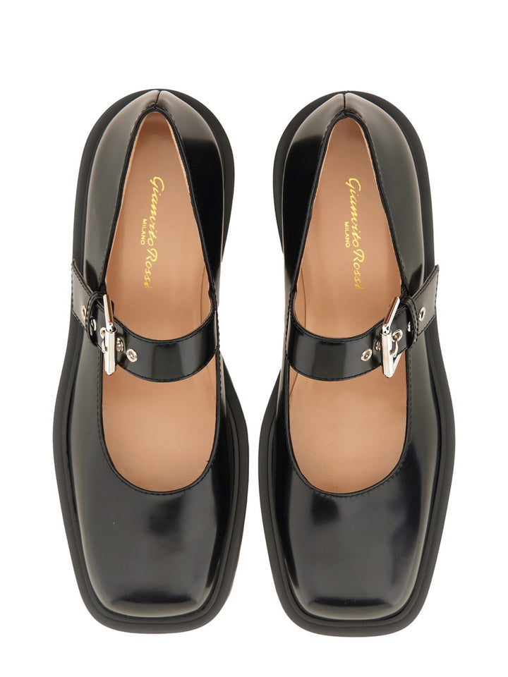 Gianvito Rossi Flat Shoes - Black | Wanan Luxury