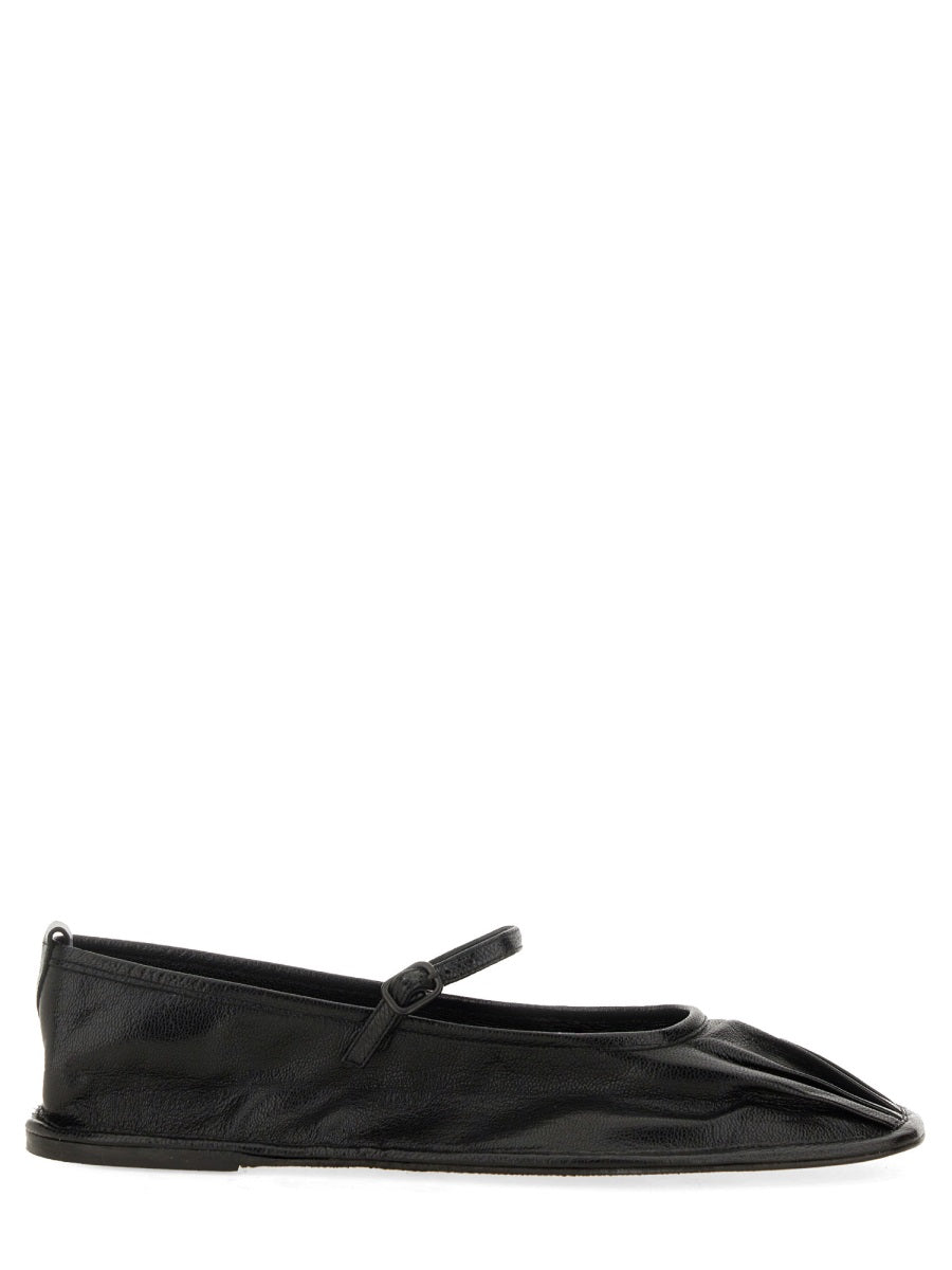 Hereu Flat Shoes - Black | Wanan Luxury