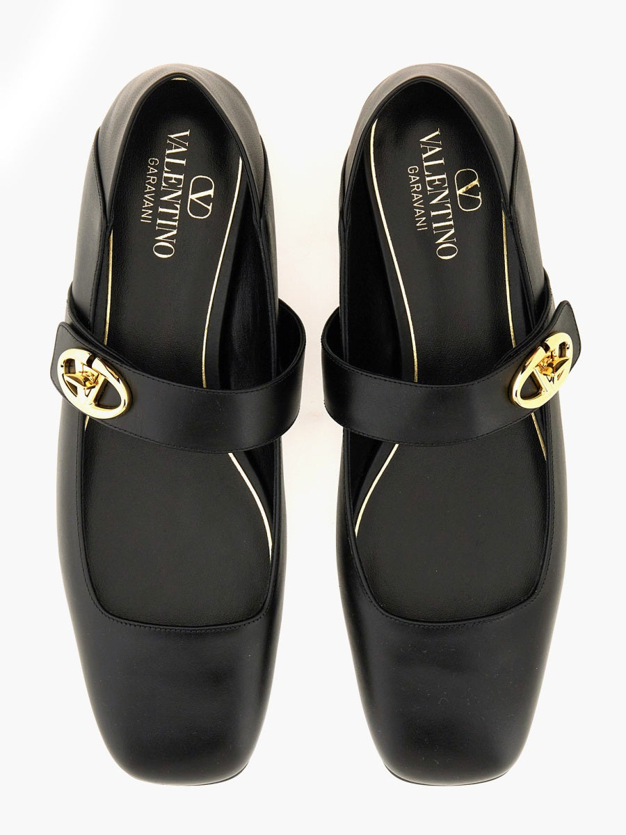 Valentino Garavani Flat Shoes - Black | Wanan Luxury