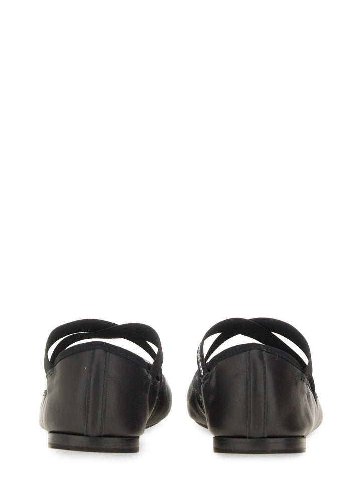 Repetto Flat Shoes - Black | Wanan Luxury