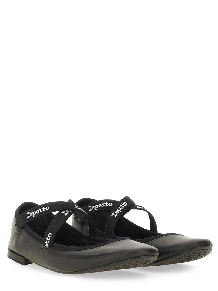 Repetto Flat Shoes - Black | Wanan Luxury