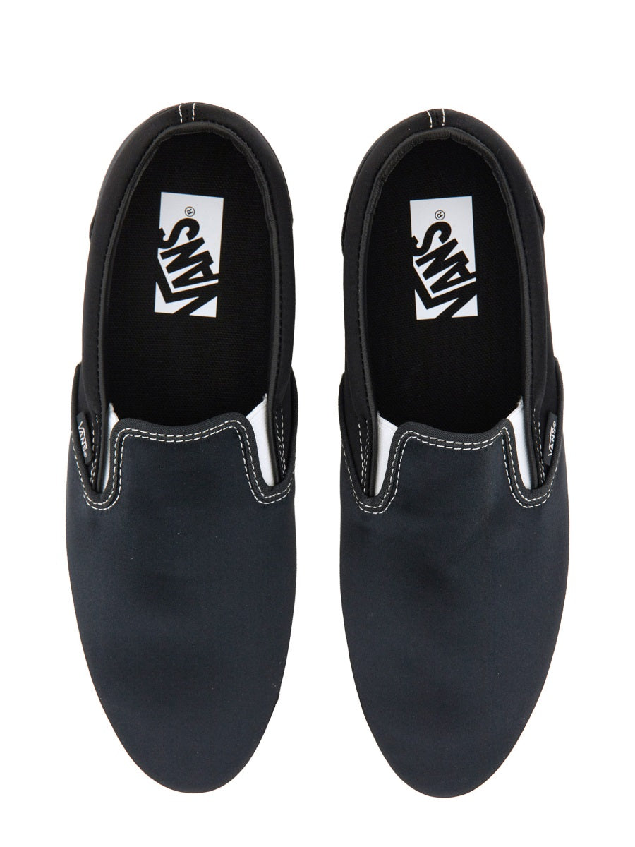 Vans Sneakers - Black | Wanan Luxury