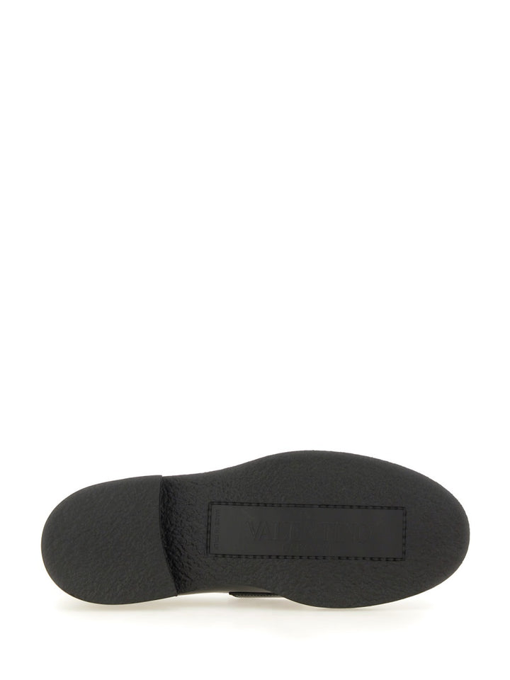 Valentino Garavani Loafers - Black | Wanan Luxury