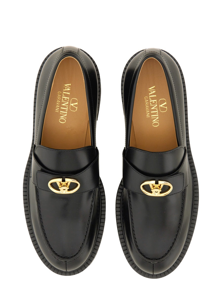 Valentino Garavani Loafers - Black | Wanan Luxury