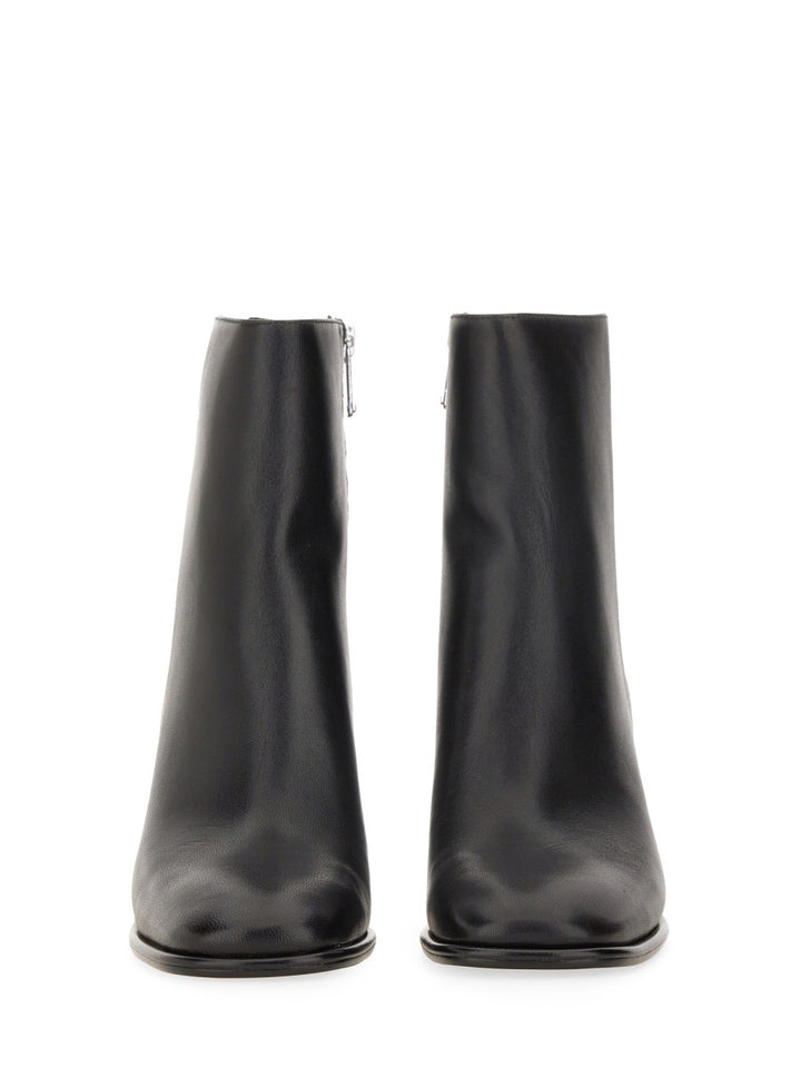 Michael Kors Boots - Black | Wanan Luxury