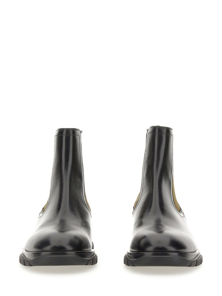 Alexander McQueen Boots - Black | Wanan Luxury