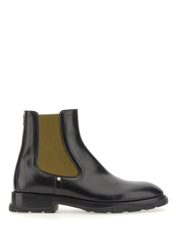 Alexander McQueen Boots - Black | Wanan Luxury