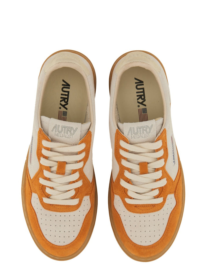 Autry Sneakers - Orange | 306a600b864ac170a0f65dcfc11684a3e43c13e4