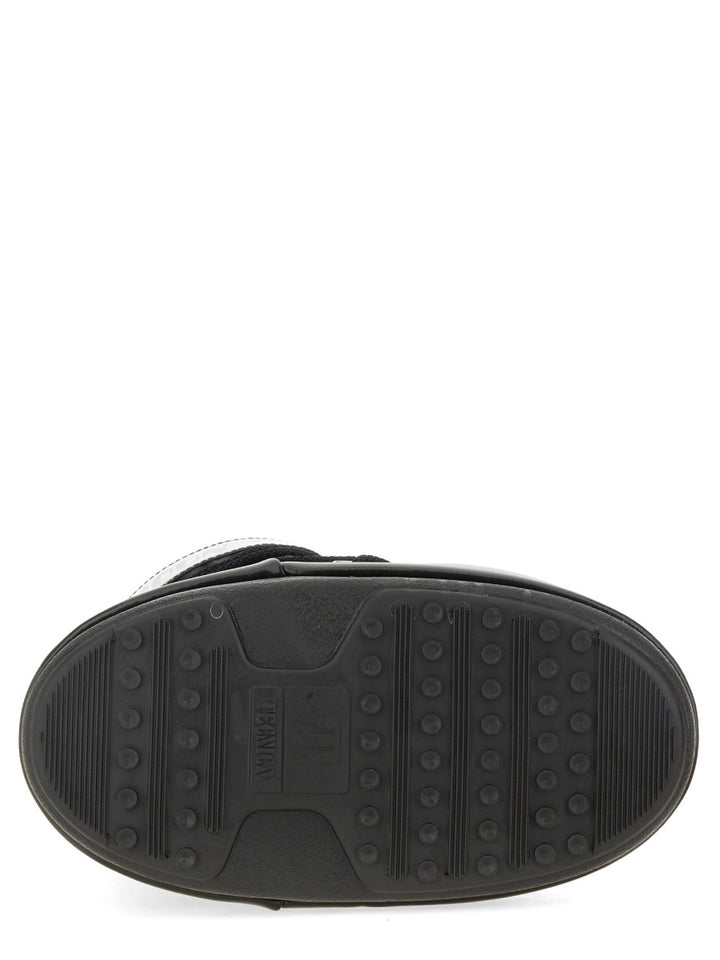 Moon Boot Boots - Black | Wanan Luxury