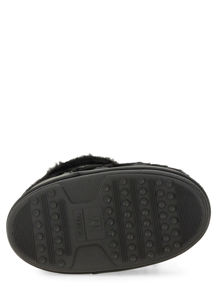 Moon Boot Boots - Black | Wanan Luxury