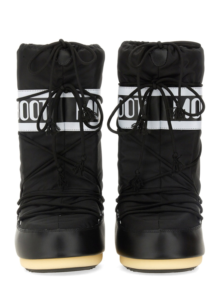 Moon Boot Boots - Black | Wanan Luxury