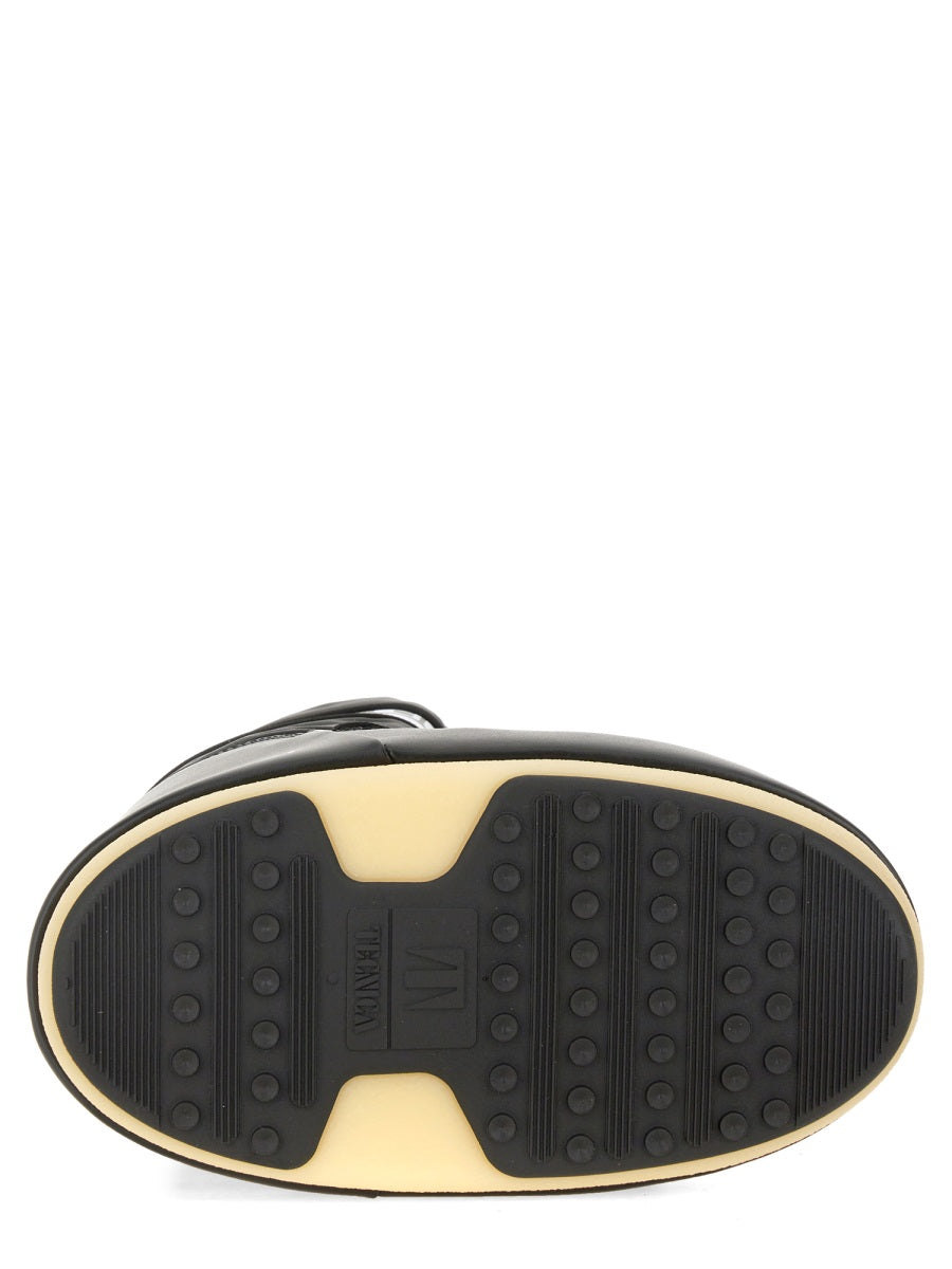 Moon Boot Boots - Black | Wanan Luxury