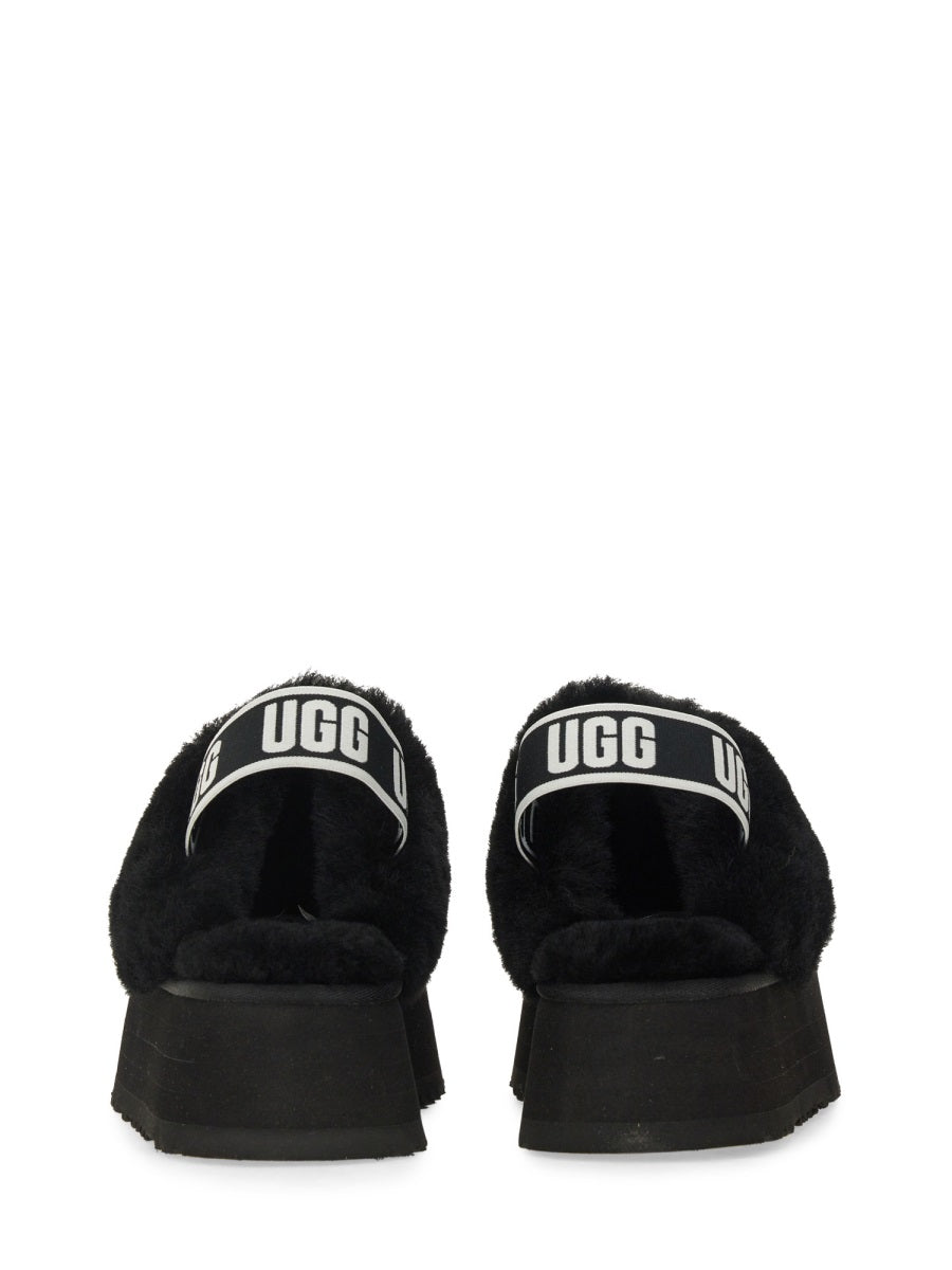 UGG Flat Shoes - Black | Wanan Luxury