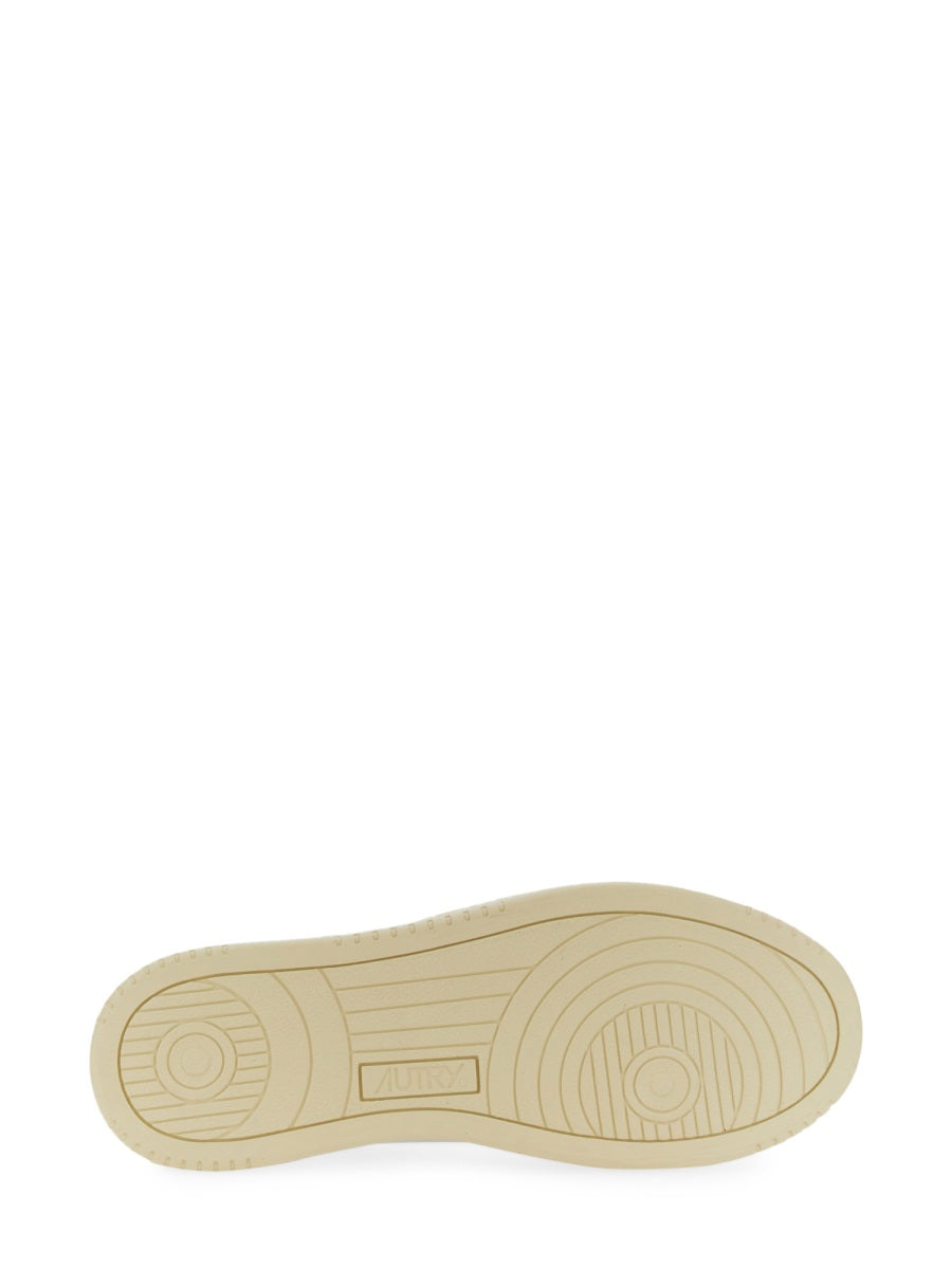 Autry Sneakers - White | Wanan Luxury