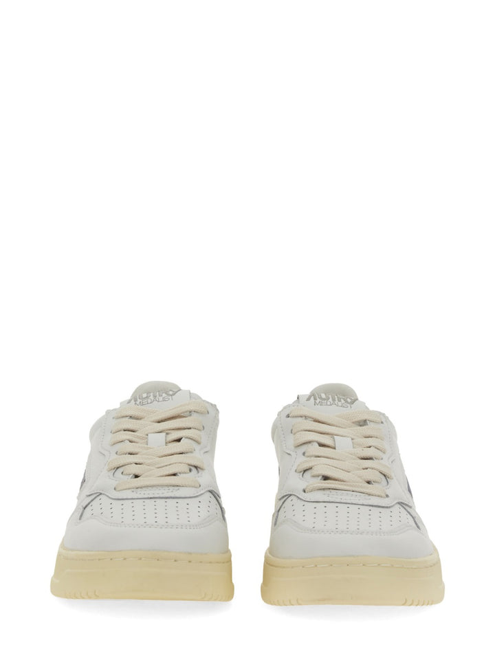 Autry Sneakers - White | Wanan Luxury