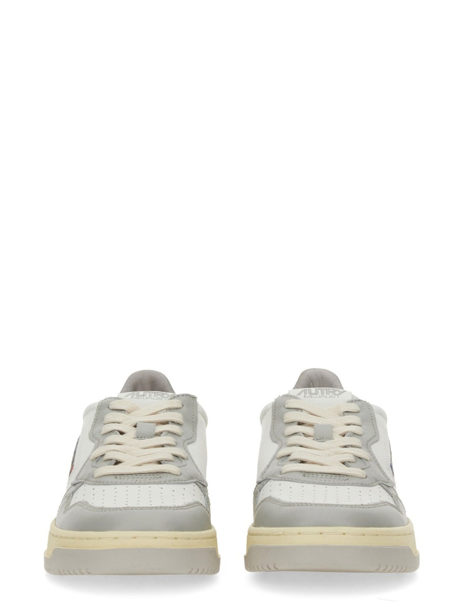 Autry Sneakers - White | Wanan Luxury