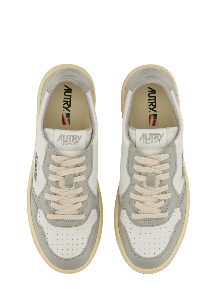 Autry Sneakers - White | Wanan Luxury
