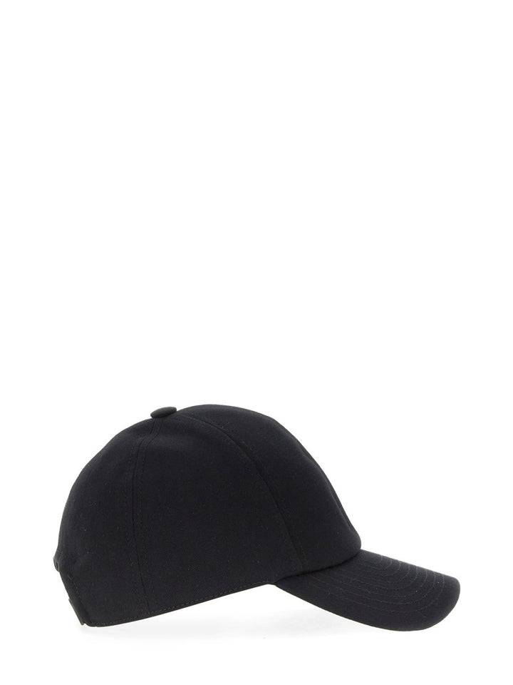 CourrèGes Hats - Black | bd325a19118c9facf3919696983ffe5bdd676a8f