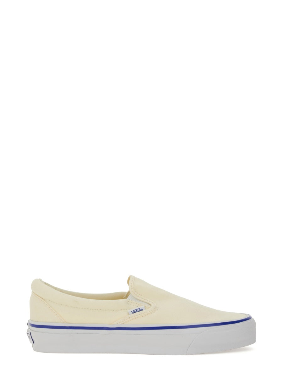 Vans Sneakers - White | Wanan Luxury